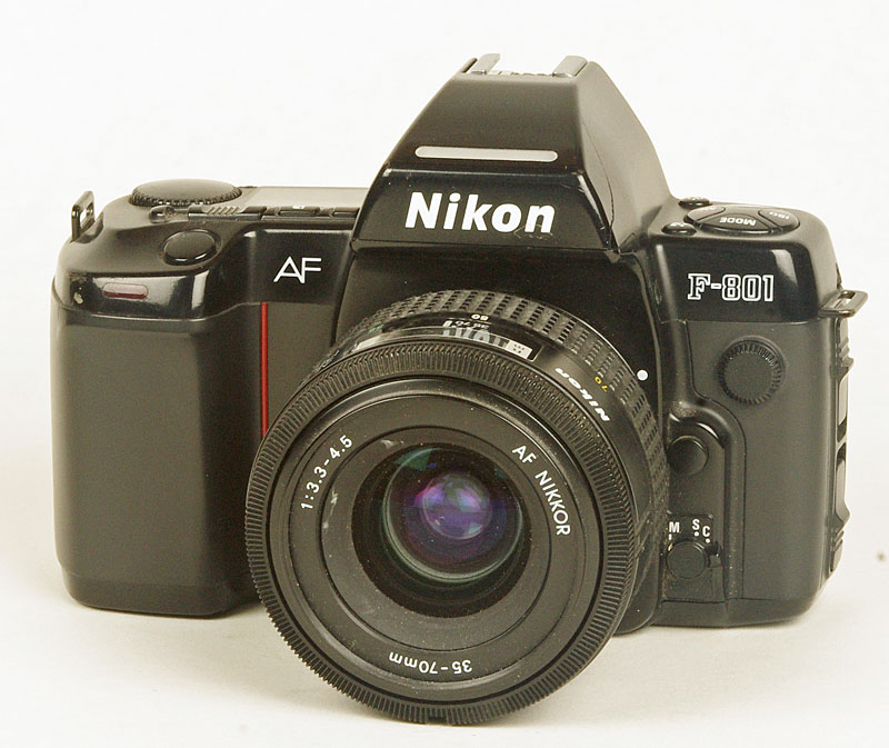Appareil Photo Reflex Nikon F-801 (F801) – 35mm – Argentique – État Fonctionnel & Cosmetique Correct